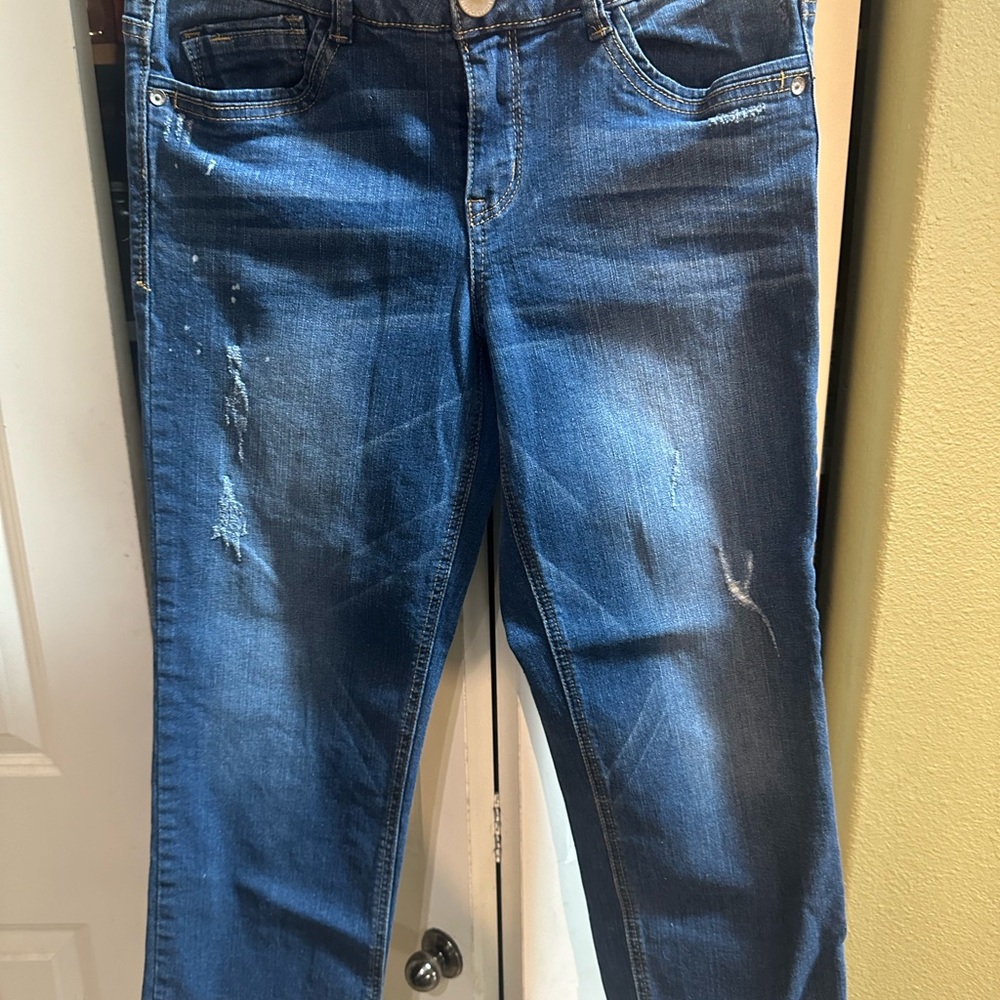 Stylish Distressed Jeans, SZ 4
